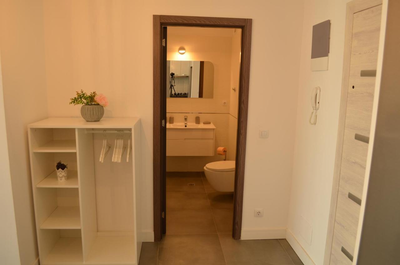 Aba'S Apart Onix Blue Mamaia Nord Нэводари Экстерьер фото